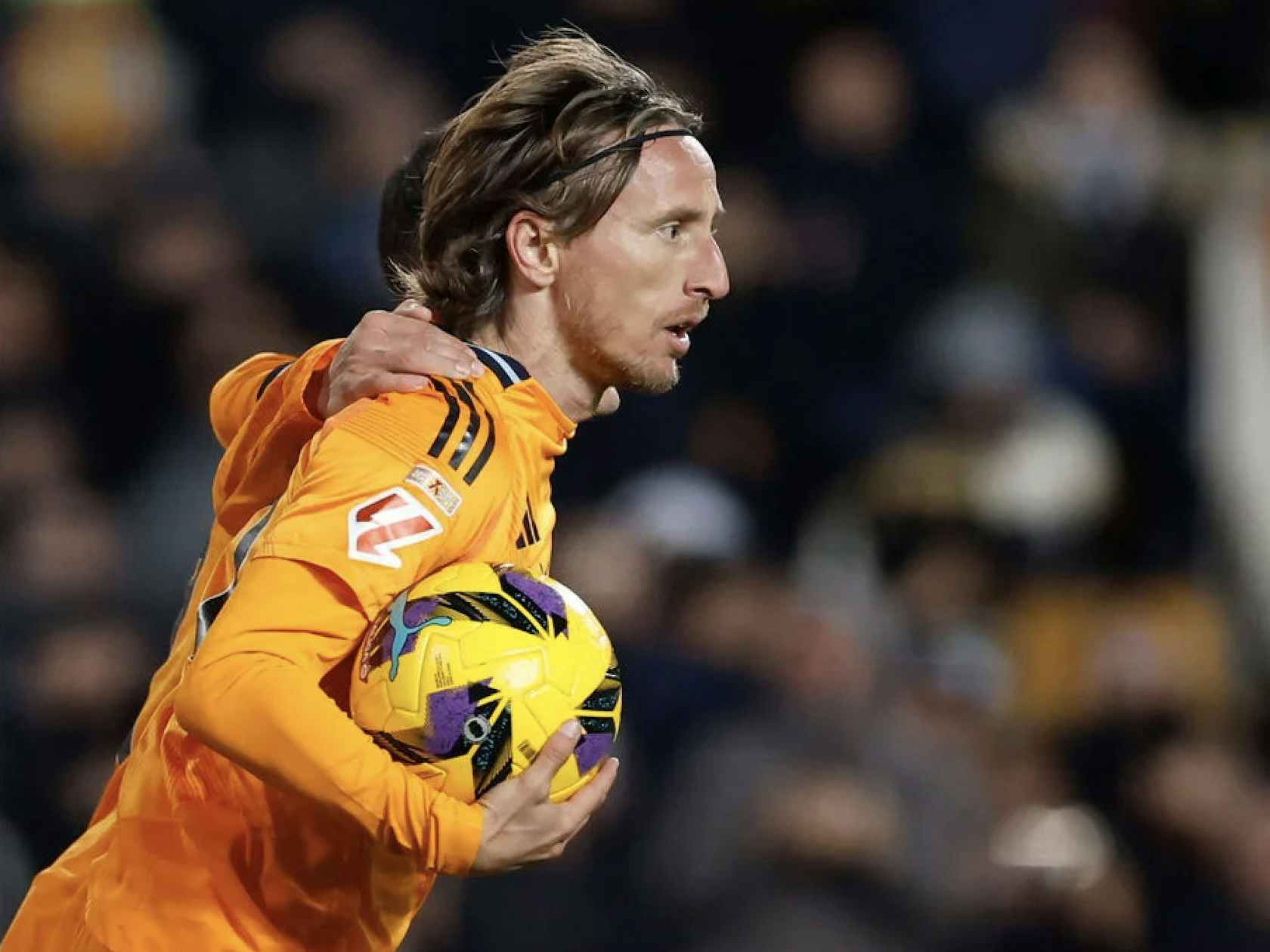 肖穆罗多夫：胡梅尔斯已经道歉，我们要专注意甲