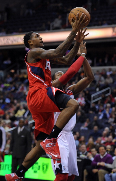 还提出了基 还提出了基