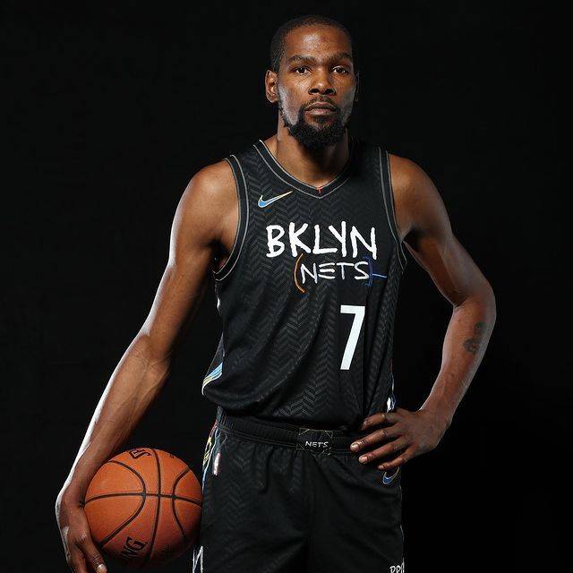 爱他的人的 爱他的人的