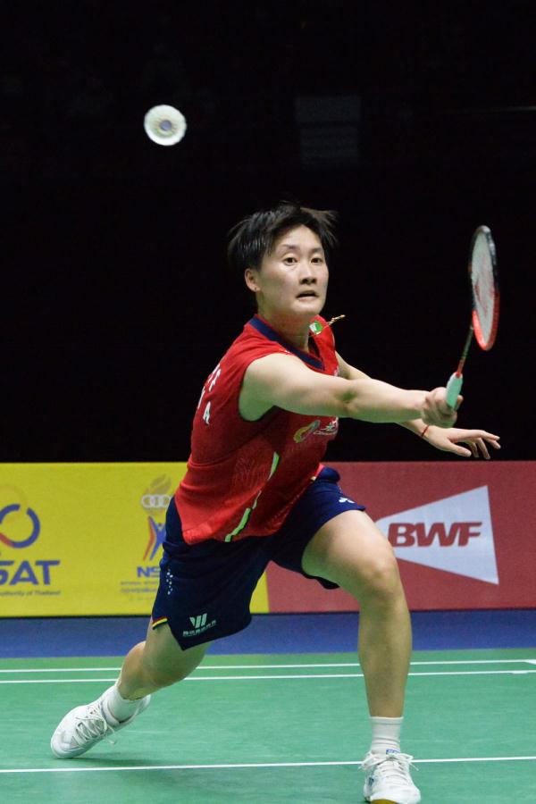 篮的固定首 篮的固定首