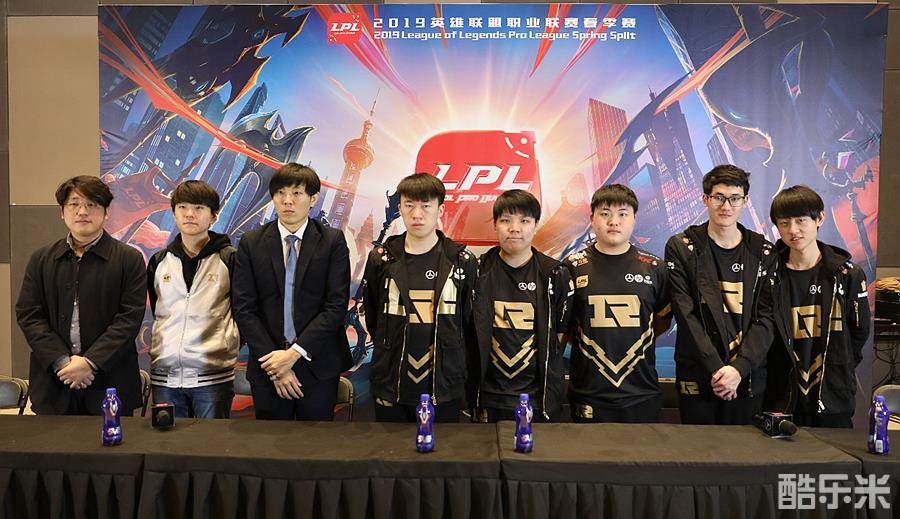 冬窗将近 冬窗将近